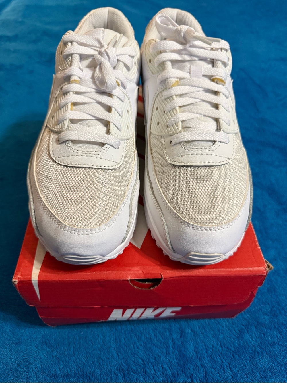 Nike Air Max 90 - Triple White color way Sneakers. Men's Size US 11